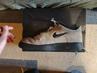 Nike Air Force 1 Jewel Gris/Negro