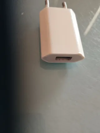 Cargador Genérico USB Blanco