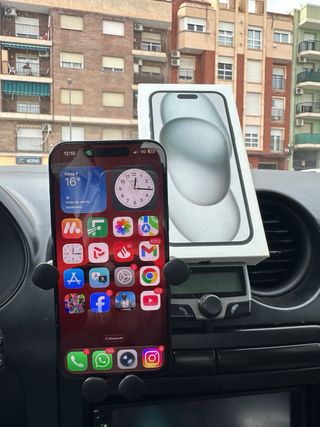 iPhone 15 Plus Apple