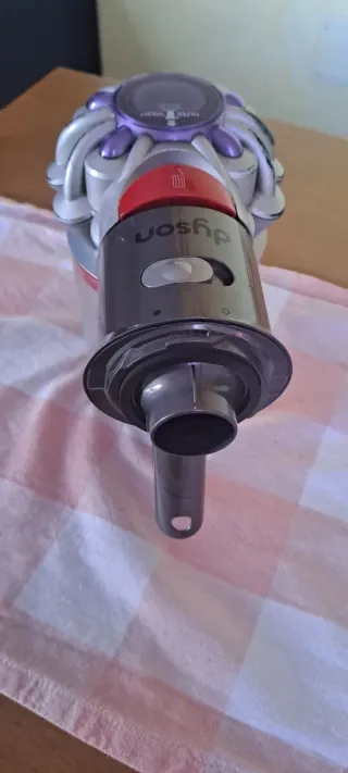 Corpo Dyson V8 SV25