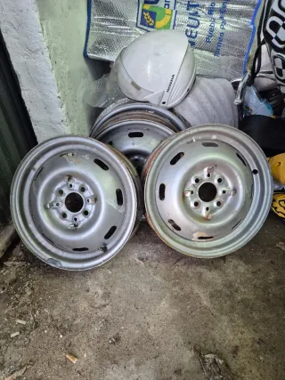 3 Llantas Fiat 1500 Pininfarina