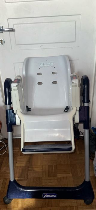 Seggiolone Chicco Mamma reclinabile salva spazio