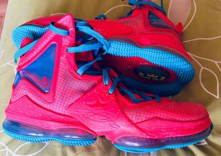 Nike LeBron 19 Zapatillas Baloncesto