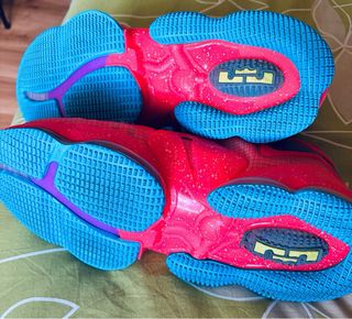 Nike LeBron 19 Zapatillas Baloncesto