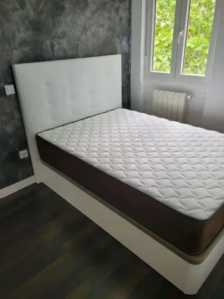 Canapés y colchones nuevos