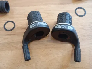 Mandos SRAM ESP 7.0 Grip Shift y cambio