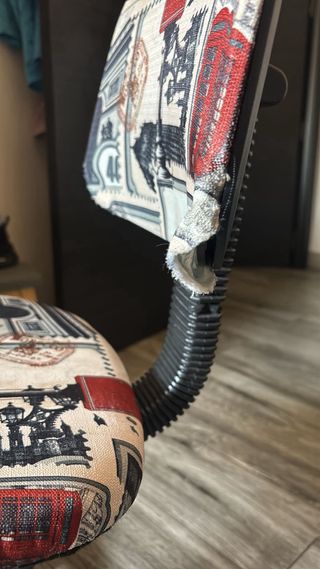 Silla de oficina con ruedas y estampado