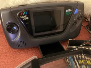 Lote Sega Game Gear con accesorios