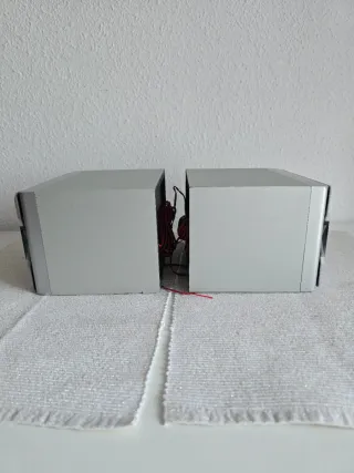 Altavoces Grundig Plata