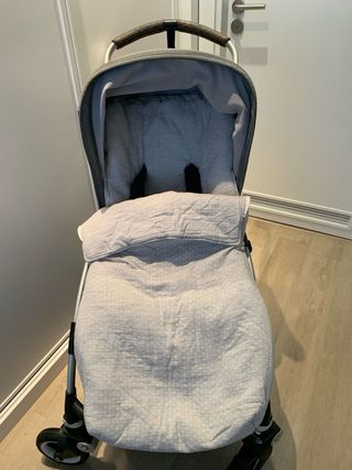 Bugaboo Bee 5 + 2 sacos + funda impermeable