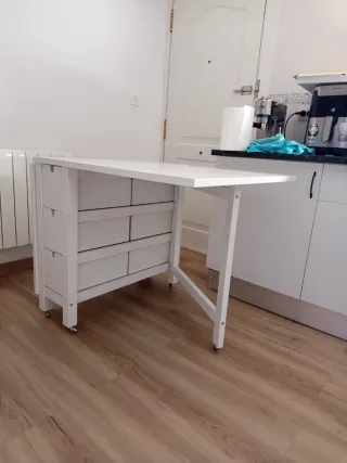 Mesa extensible cocina blanca