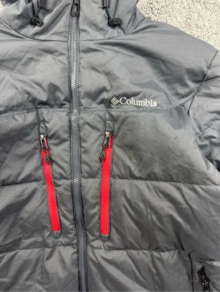 Chaqueta Columbia Plumas Gris y Rojo