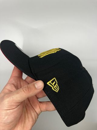 Gorra New Era 9Forty A Frame NY Negra Dorada