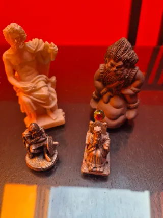 Figuras Metal Dioses Reyes Variadas