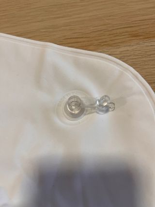 Almohada de viaje inflable Evian