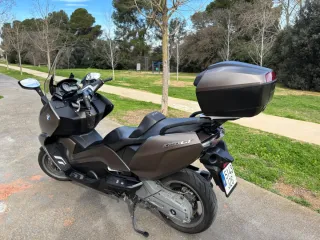 BMW C650GT Maxi Scooter Marrón