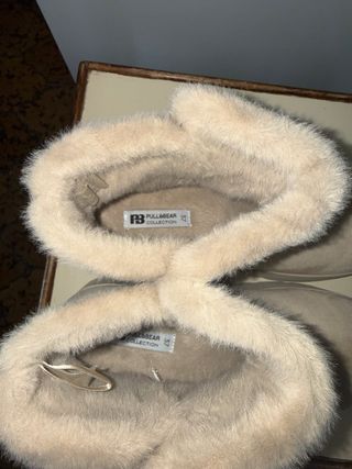 Botas efecto pelo pull and bear