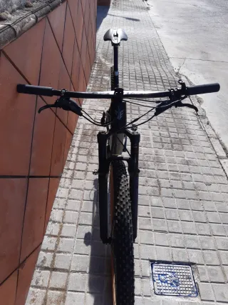 Berria Mako 2024 Garantia Poco uso Muy mejorada