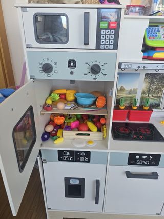 Cocinita infantil de madera