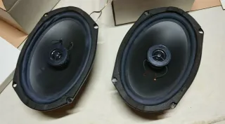 Altavoces Beyma 6x9" Ovalados 240wat.max.Impecable