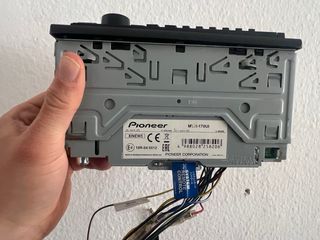 Radio Pioneer MVH-170UI Negro