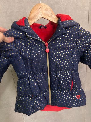 Chaqueta niña Tuc Tuc azul con corazones dorados