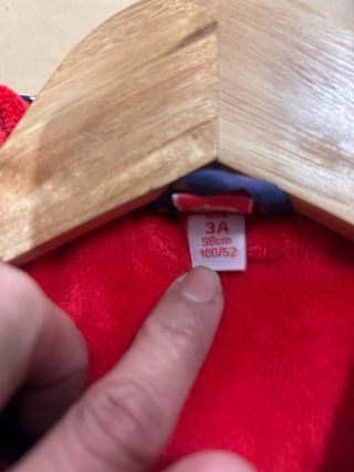 Chaqueta niña Tuc Tuc azul con corazones dorados