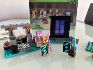 LEGO Minecraft 21252 La Armería