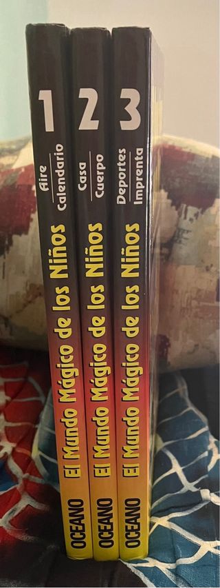 Lote de tres libros, El Mundo Magico de los Niños