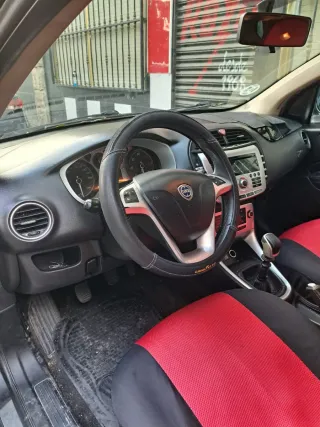 lancia Delta  lancia Delta  2008