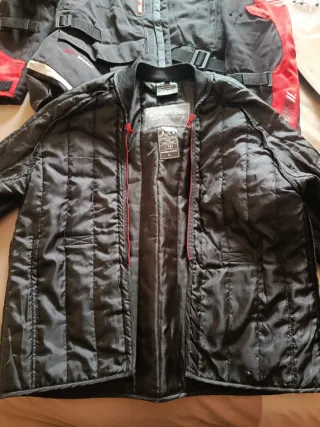 Chaqueta y pantalón moto Alpinestars Andes II.