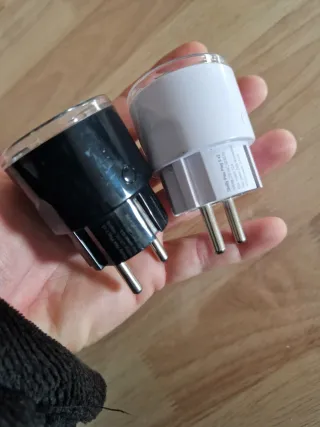 2 Tomadas Shelly Plug S (Branco/Preto)