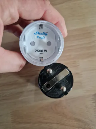 2 Tomadas Shelly Plug S (Branco/Preto)