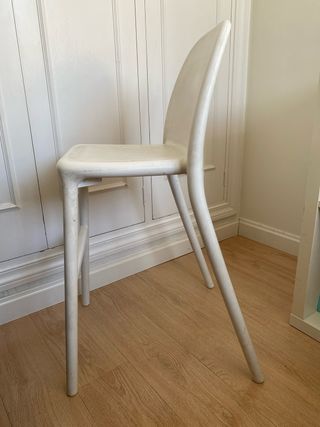 Silla alta infantil blanca