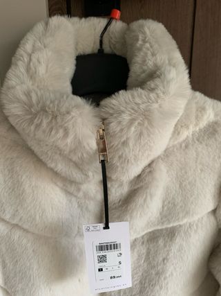 Cazadora pelo Tintoretto blanca