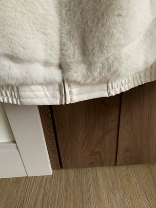 Cazadora pelo Tintoretto blanca