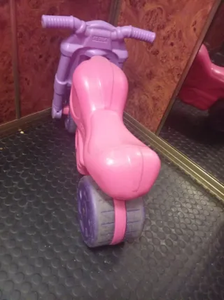 Moto correpasillos FEBER rosa