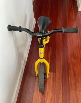 Bicicleta de equilibrio Sawyer amarilla