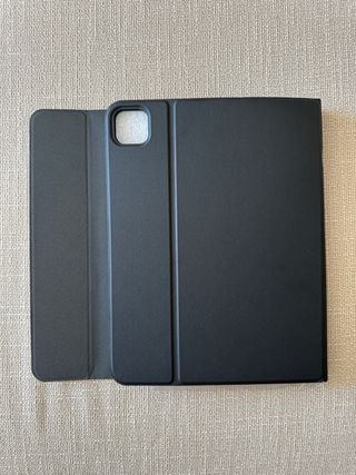 Custodia con tastiera per iPad Pro 11