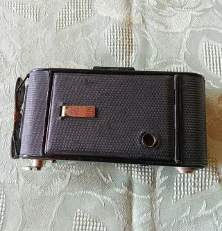 Antica fotocamera a soffietto Funziona al 100%