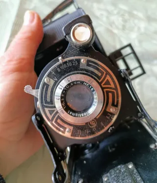 Antica fotocamera a soffietto Funziona al 100%