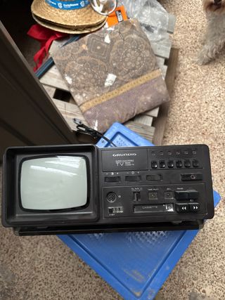 Mini TV Grundig Radio Cassette