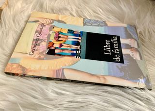 LLIBRE DE FAMILIA (Catalan Edition)