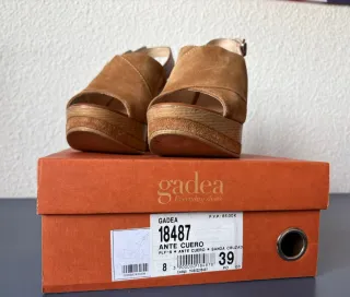 Sandalias GADEA 39 ante y cuero