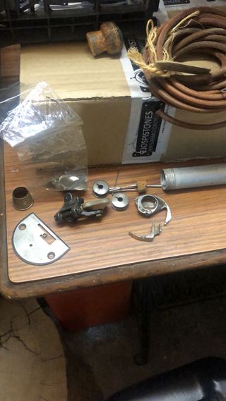 Máquina de coser Singer antigua