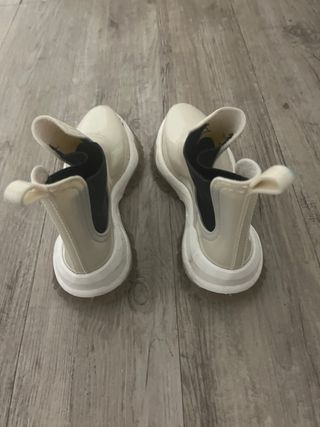 Botas de agua blancas