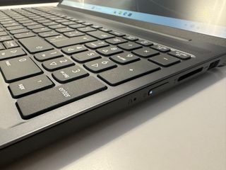 COMPUTER PORTATILE LENOVO I7 13GEN 24 GB 512 GB W11