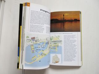 Libro Guida Barcellona. Lingua Italiana. Le Guide