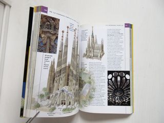 Libro Guida Barcellona. Lingua Italiana. Le Guide