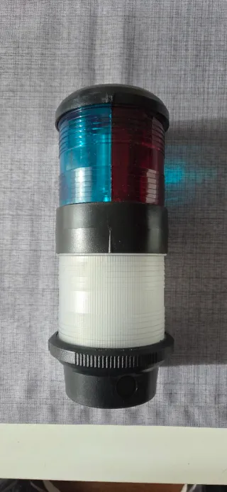 Faro Náutico Aqua Signal Serie 40 Tricolor